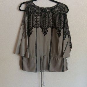 Eci black and gray lace-look flowy top